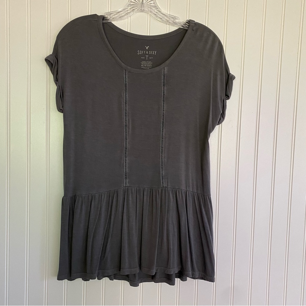 American Eagle Outfitters grey, soft & sexy tee, SIZE XS